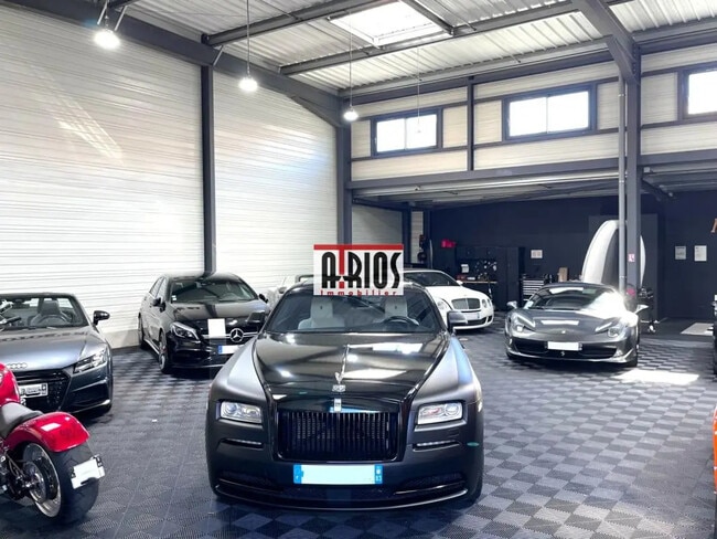 Plus de détails pour Local commercial à louer