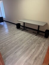 200 E Walnut St, Watseka, IL à louer Photo intérieure– Image 2 sur 2