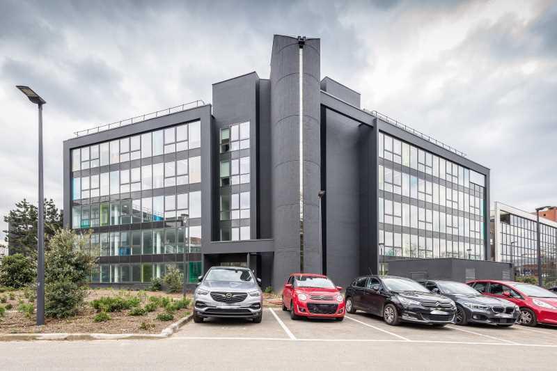 1 Rue Du Petit-Clamart, Vélizy-Villacoublay à louer - Photo de l’immeuble – Image 1 sur 19