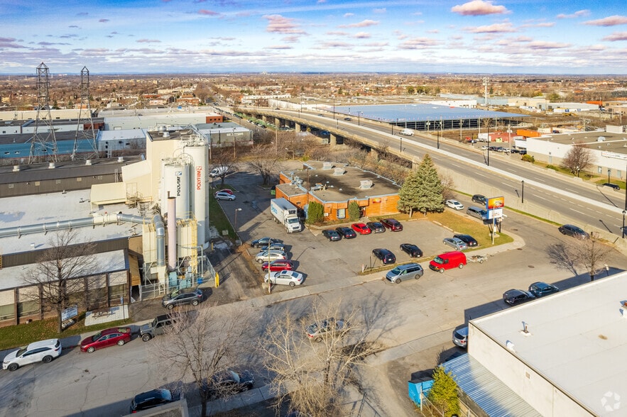 7985 Av Marco-Polo, Montréal, QC à vendre - Aérien – Image 2 sur 4