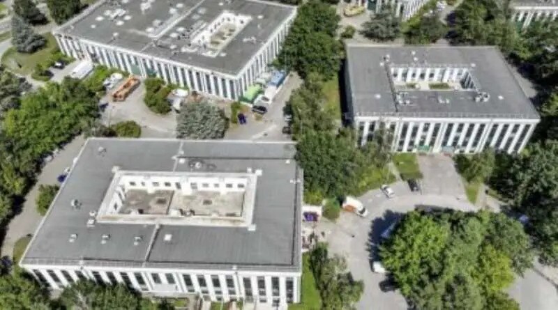 Bureau dans Limonest à louer - Photo de l’immeuble – Image 2 sur 22