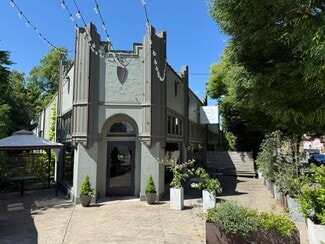 Plus de détails pour 1752 SE Hawthorne Blvd, Portland, OR - Local d'activités à louer