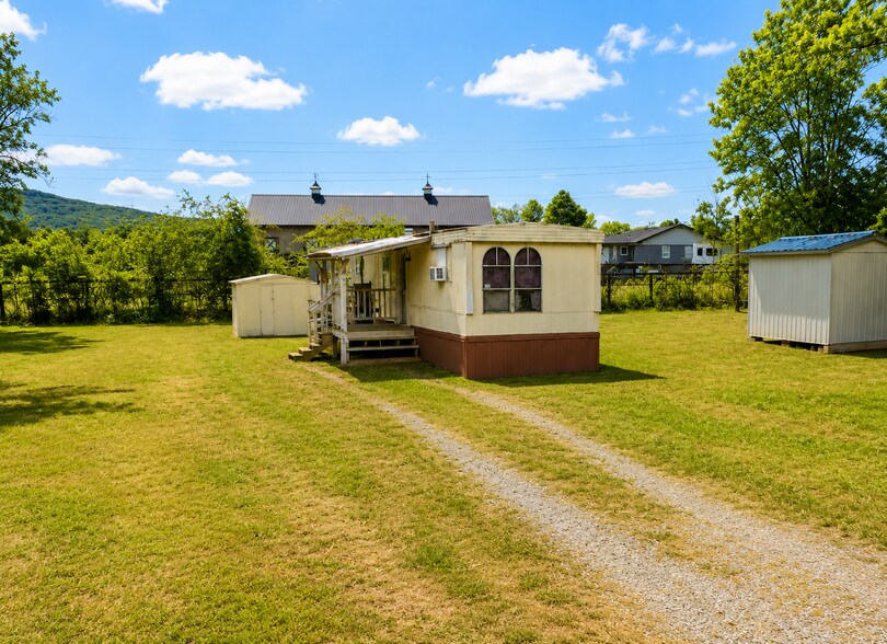 101 Ike Rd, Owens Cross Roads, AL à vendre - Photo de l’immeuble – Image 3 sur 13