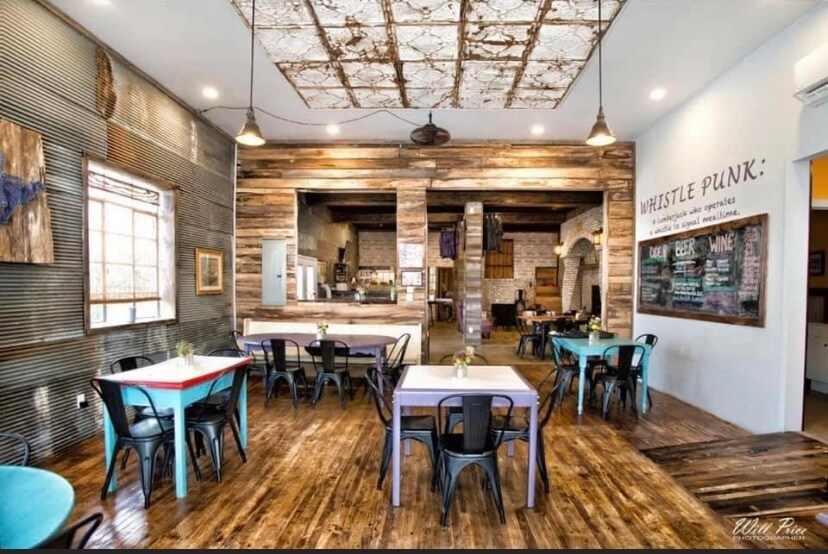 35 E Main St, Richwood, WV à vendre - Photo de l’immeuble – Image 2 sur 18