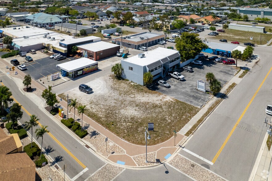 4712 SE 15th Ave, Cape Coral, FL à vendre - Aérien – Image 3 sur 16