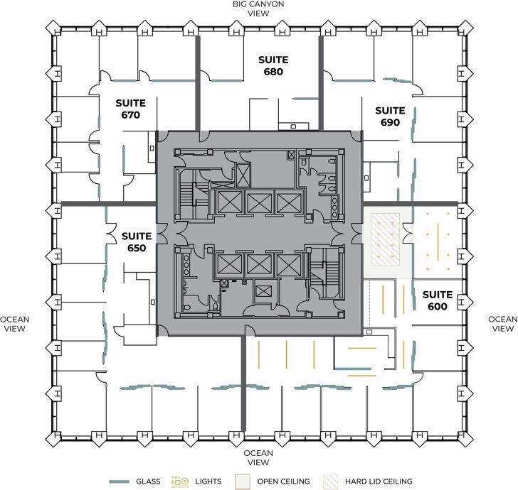 620 Newport Center Dr, Newport Beach, CA à louer Plan d’étage– Image 1 sur 1