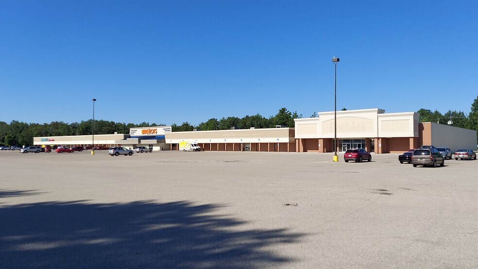 2678-2982 US Highway 23 S, Alpena, MI à louer - Photo principale – Image 1 sur 3