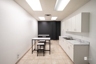 3530 Forest Ln, Dallas, TX à louer Photo intérieure– Image 2 sur 4