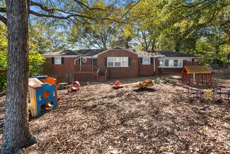 Plus de détails pour 957 Astor Ave, Forest Park, GA - Local commercial à vendre