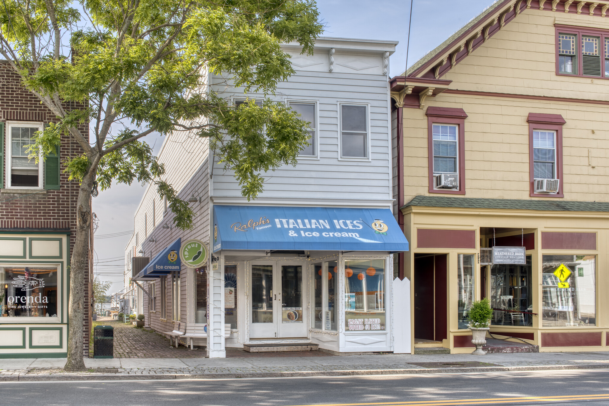 37 Front St, Greenport, NY à louer Photo de l’immeuble– Image 1 sur 5