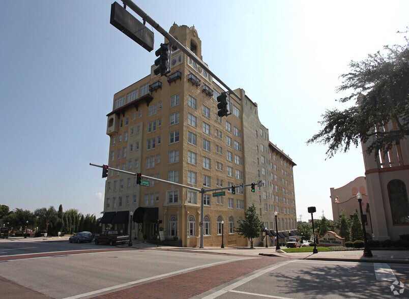 130 S Massachusetts Ave, Lakeland, FL à vendre - Photo de l’immeuble – Image 2 sur 32