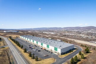 Plus de détails pour 14-46 Alberigi Dr, Jessup, PA - Industriel/Logistique à louer