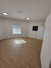 111 N Robertson Blvd, Beverly Hills, CA à louer Photo intérieure– Image 2 sur 8