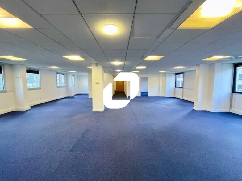 Bureau dans Boulogne-Billancourt à louer - Photo de l’immeuble – Image 1 sur 35
