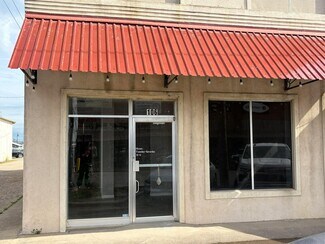Plus de détails pour 106 4th st, Justin, TX - Bureau à louer