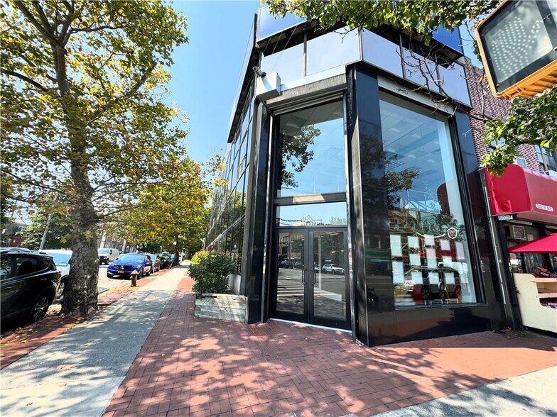 7024 18th Ave, Brooklyn, NY à vendre - Photo de l’immeuble – Image 2 sur 14