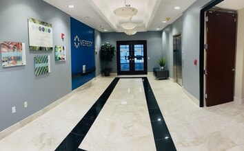 16647 Chesterfield Grove Rd, Chesterfield, MO à louer Photo intérieure– Image 1 sur 2