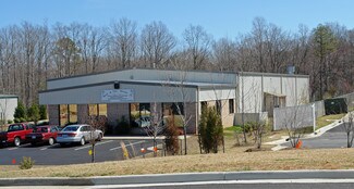 Plus de détails pour 1720 E Oak Lake Blvd, Midlothian, VA - Industriel/Logistique à louer