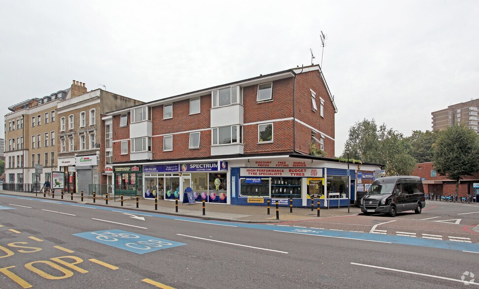 338-344 Battersea Park Rd, Londres à louer - Photo principale – Image 1 sur 3