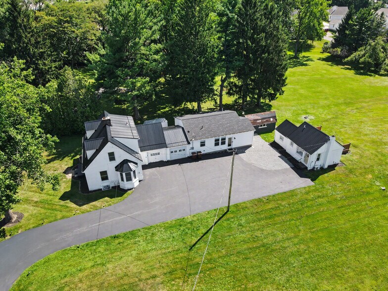 9248 Woodworth Rd, North Lima, OH à vendre - Photo principale – Image 1 sur 35