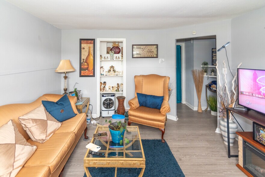 3808 W Bay Ave, Baltimore, MD à vendre - Photo de l’immeuble – Image 3 sur 41