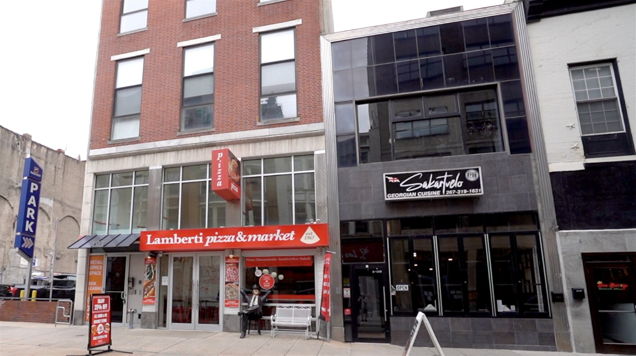 707 Chestnut St, Philadelphia, PA à louer Photo de l’immeuble– Image 1 sur 7