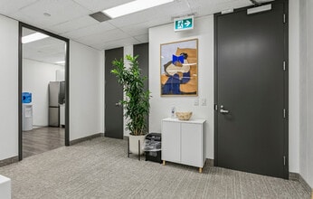 155 University Ave, Toronto, ON à louer Photo intérieure– Image 2 sur 7