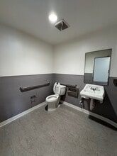 1200-1330 E Washington St, Colton, CA à louer Photo intérieure– Image 2 sur 5
