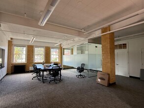 220 Halleck St, San Francisco, CA à louer Photo intérieure– Image 2 sur 8