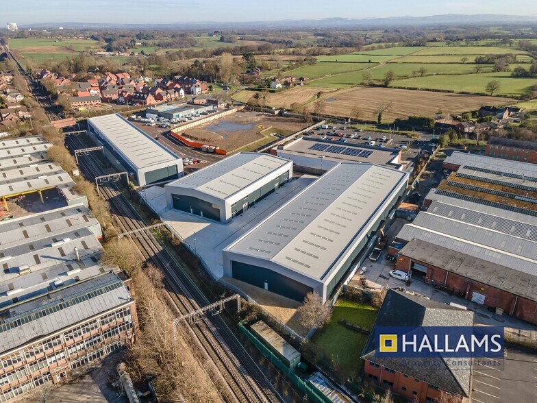 Block B Manor Ln, Crewe à louer - Photo de l’immeuble – Image 3 sur 20