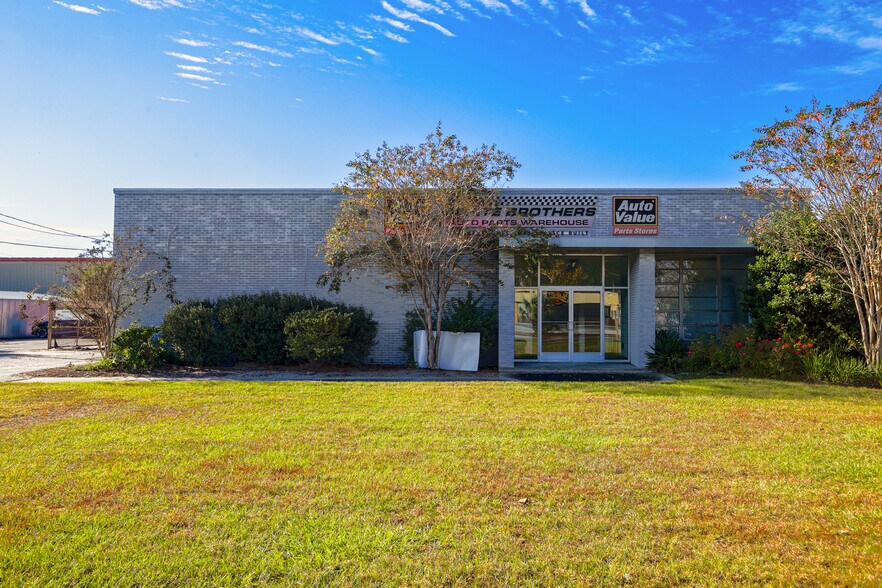 4111 Montgomery St, Savannah, GA à vendre - Photo de l’immeuble – Image 2 sur 12