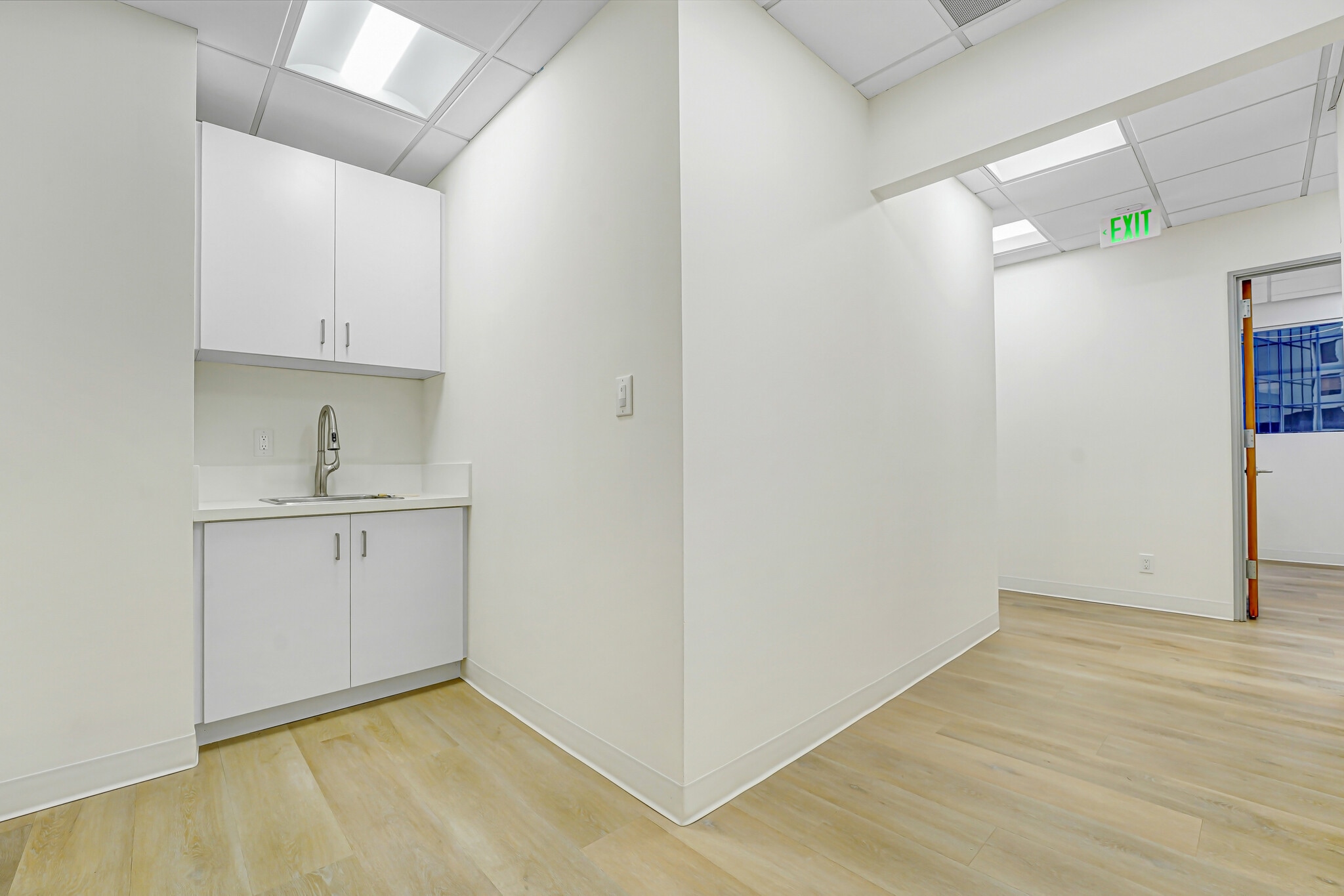 11600 Wilshire Blvd, Los Angeles, CA à louer Photo intérieure– Image 1 sur 4