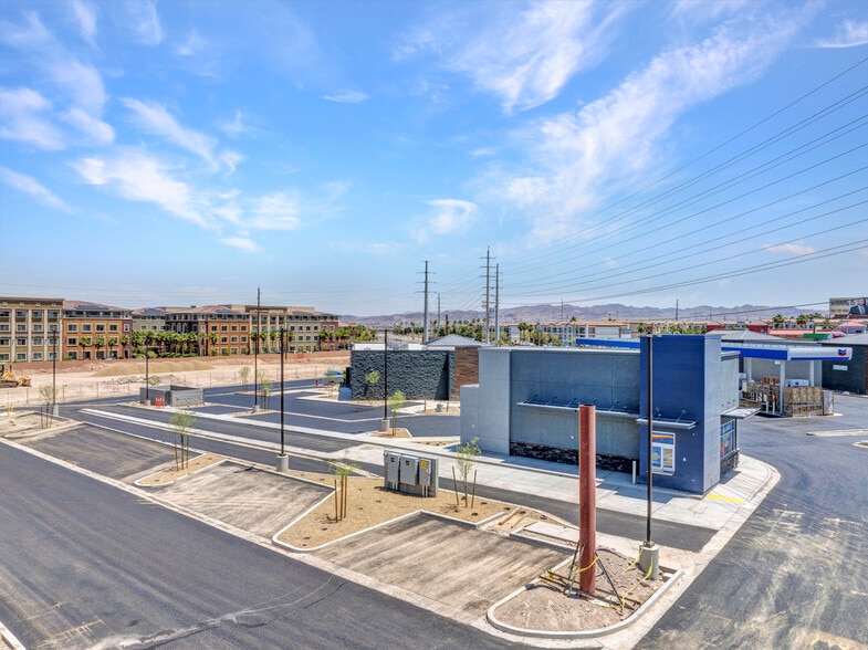 6375 Boulder Hwy, Las Vegas, NV à vendre - Photo de l’immeuble – Image 2 sur 4