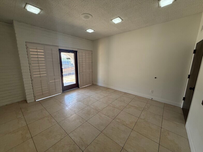 449-457 E 4th Pl, Mesa, AZ à louer - Hall d’entrée – Image 3 sur 47