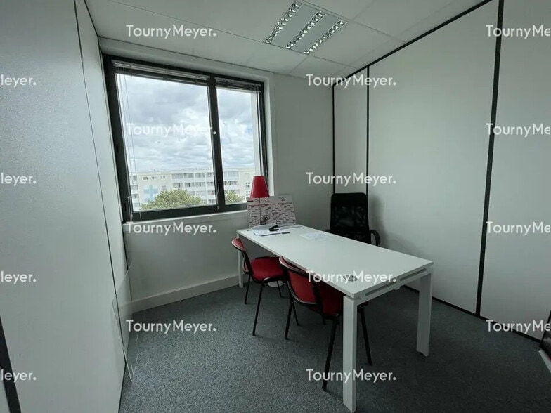 Bureau dans Saint-Herblain à louer - Photo intérieure – Image 2 sur 4
