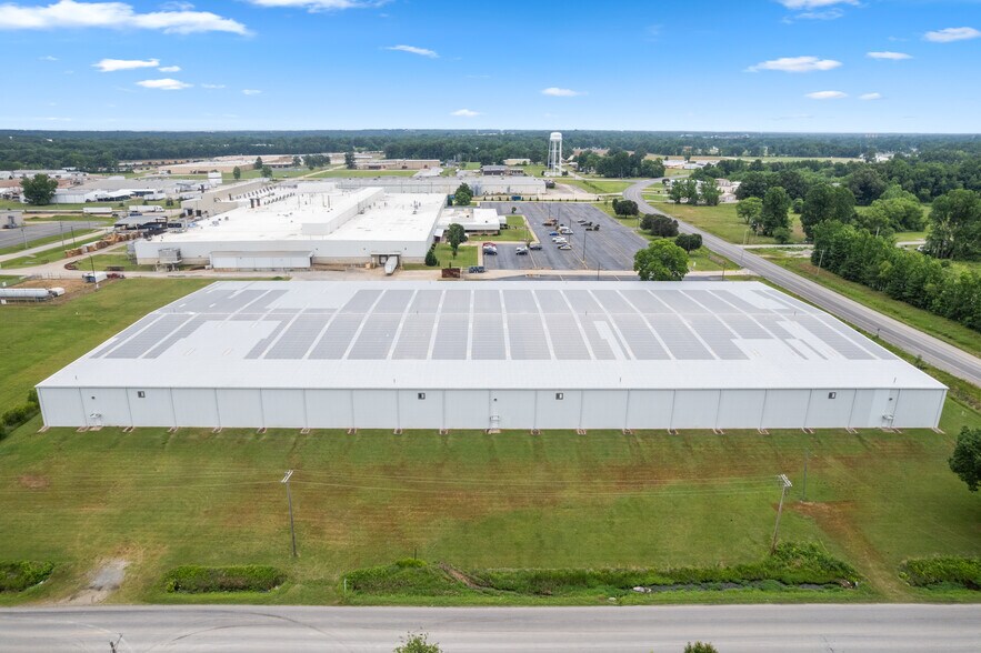 1515 Cravens Rd, Poplar Bluff, MO à vendre - Photo de l’immeuble – Image 2 sur 9