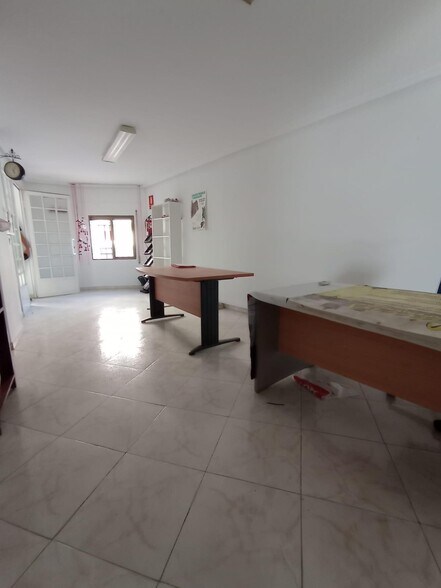 Local commercial dans Cáceres à vendre - Photo de l’immeuble – Image 2 sur 12