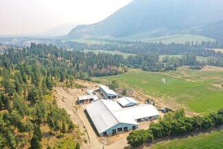 Plus de détails pour 4147 Hwy 97, Falkland, BC - Terrain à vendre