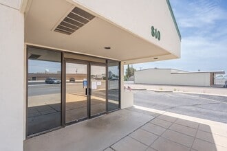 810 S Stockton Ave, Monahans, TX à louer Photo intérieure– Image 2 sur 26