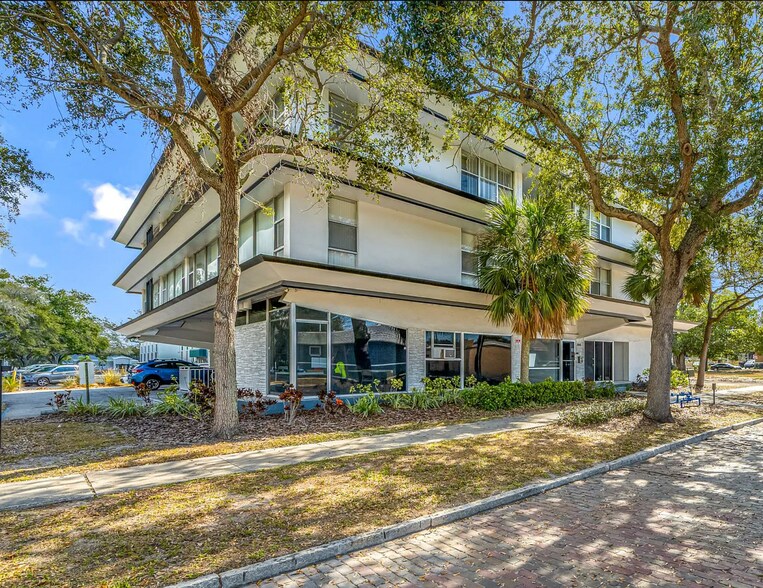 3554 1st Ave N, Saint Petersburg, FL à louer - Photo principale – Image 1 sur 8