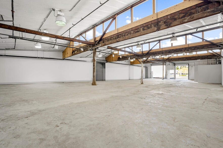 755 Thornton St, San Leandro, CA à louer - Photo de l’immeuble – Image 2 sur 13