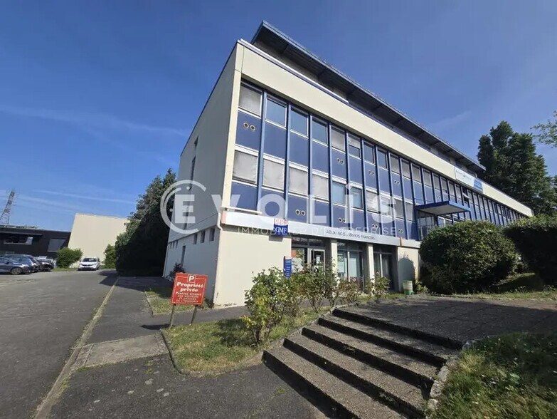 Bureau dans Palaiseau à louer - Photo de l’immeuble – Image 2 sur 8