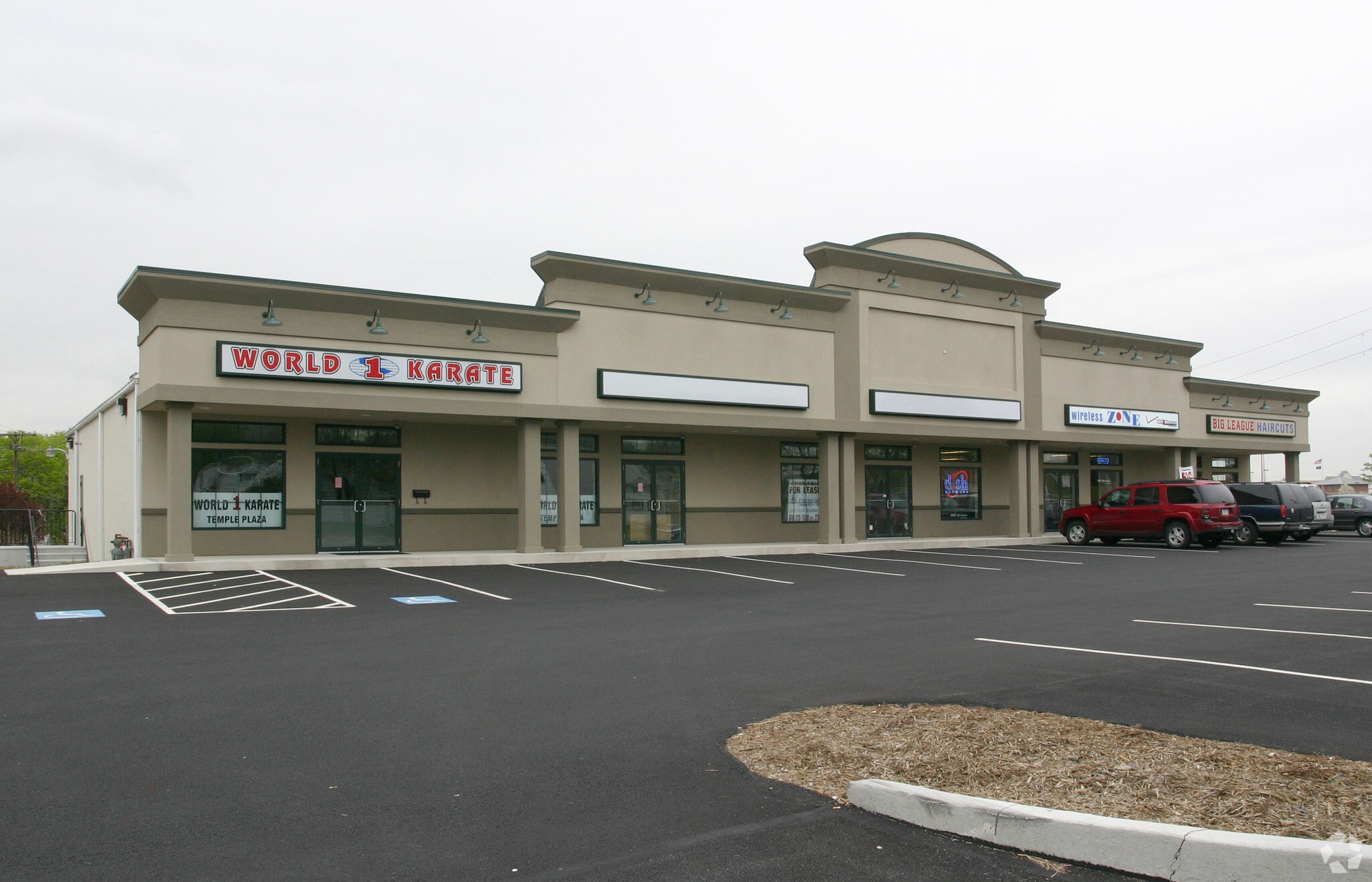 5306 Allentown Pike, Temple, PA à louer Photo principale– Image 1 sur 2