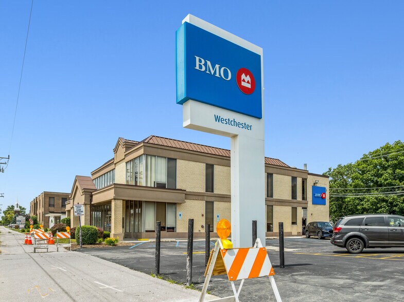 10500 W Cermak Rd, Westchester, IL à vendre - Photo de l’immeuble – Image 3 sur 5