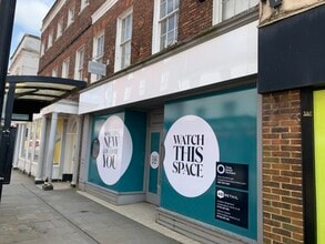 High St, Salisbury à louer Photo de l’immeuble– Image 1 sur 1