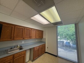 1314 N 38th St, Kansas City, KS à louer Photo intérieure– Image 2 sur 7