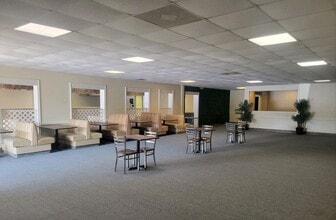 2337-2375 1st St NE, Center Point, AL à louer Photo de l’immeuble– Image 1 sur 2