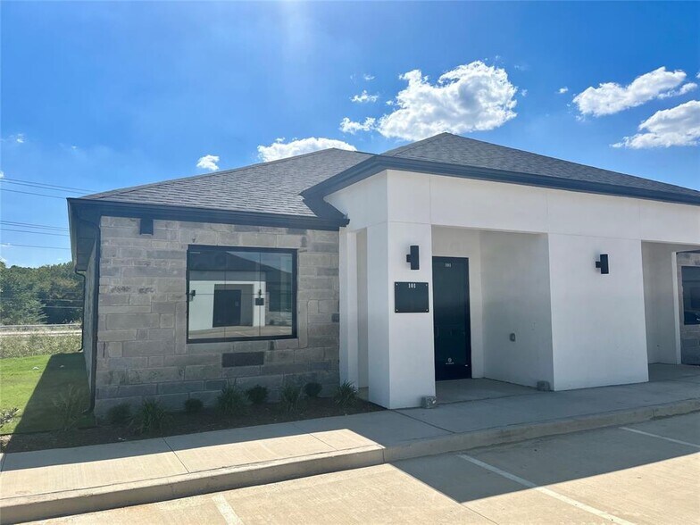 2001 Auburn Hills Pky, McKinney, TX à louer - Photo de l’immeuble – Image 2 sur 22