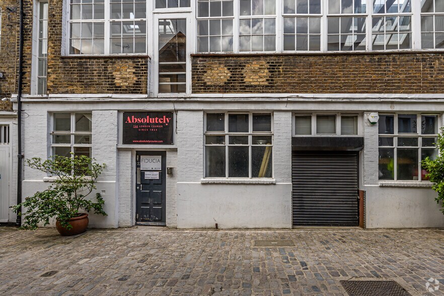 22-23 Brownlow Mews, Londres à louer - Photo de l’immeuble – Image 3 sur 22