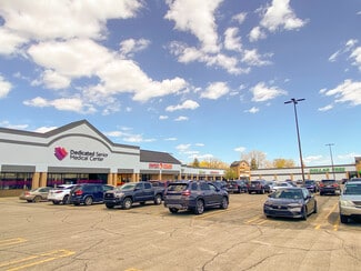 Plus de détails pour 21700-21800 W 11 Mile Rd, Southfield, MI - Local commercial à louer